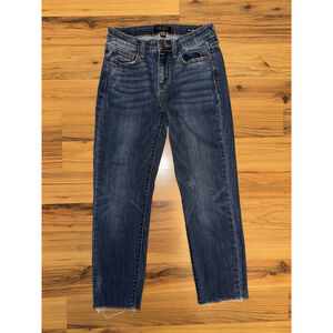 Judy Blue Relaxed Fit Jeans 3/26 Dark Wash Cropped Raw Hem Stretch